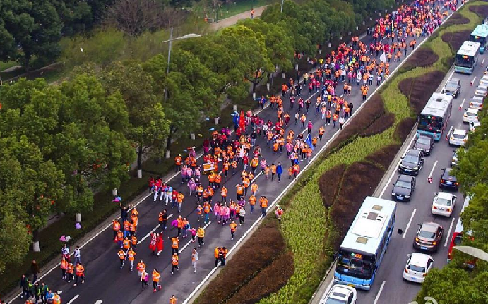 2016第七届苏州环金鸡湖国际半程马拉松赛3月13日欢乐
